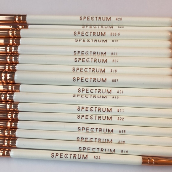 Spectrum Collections Marbleous 16 Piece Advanced Eye Set of Makeup Brushes - Picture 5 of 5